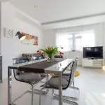 Azalea A2 * Подстрана